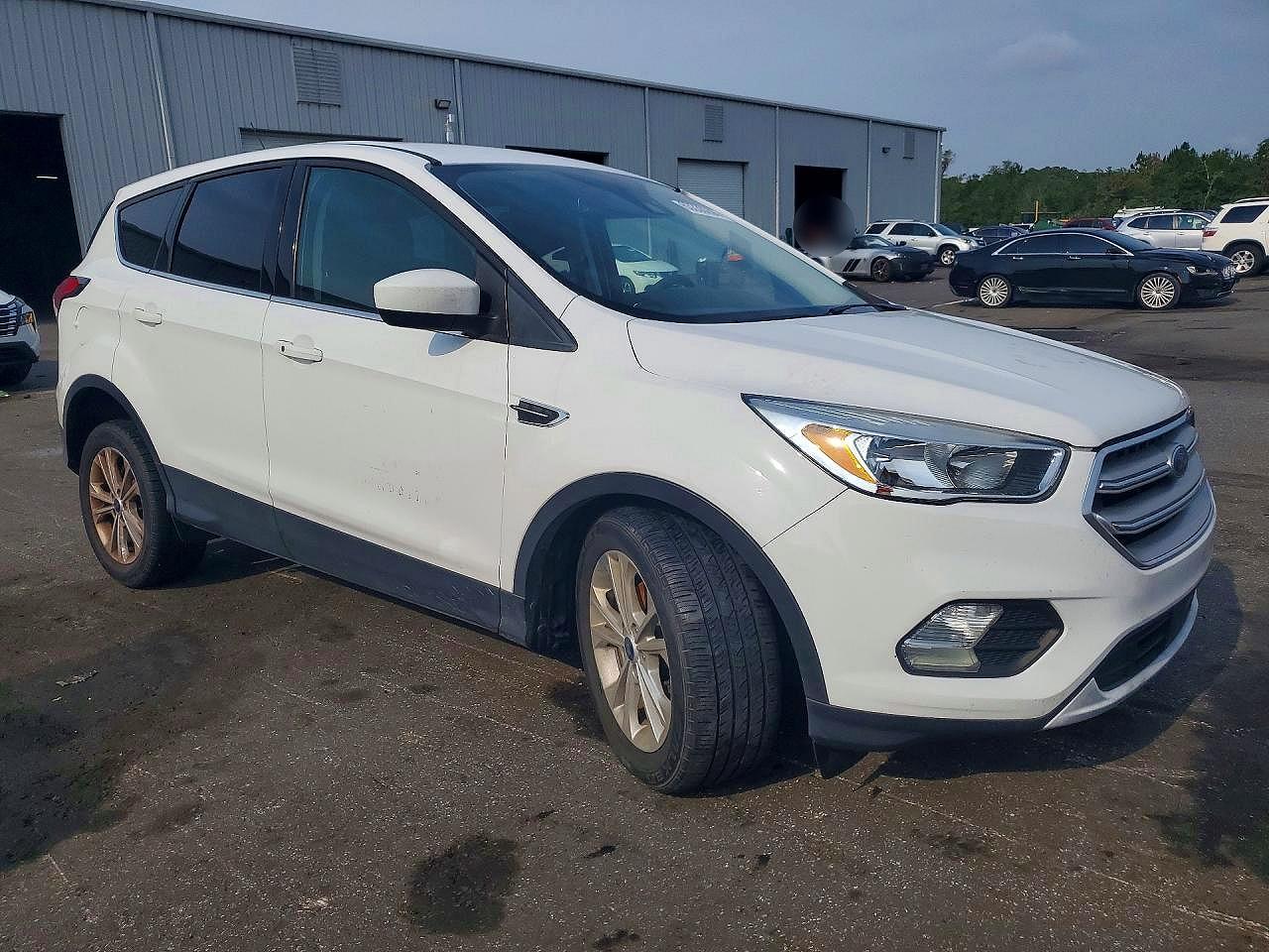 2019 Ford Escape Se - Фото 4