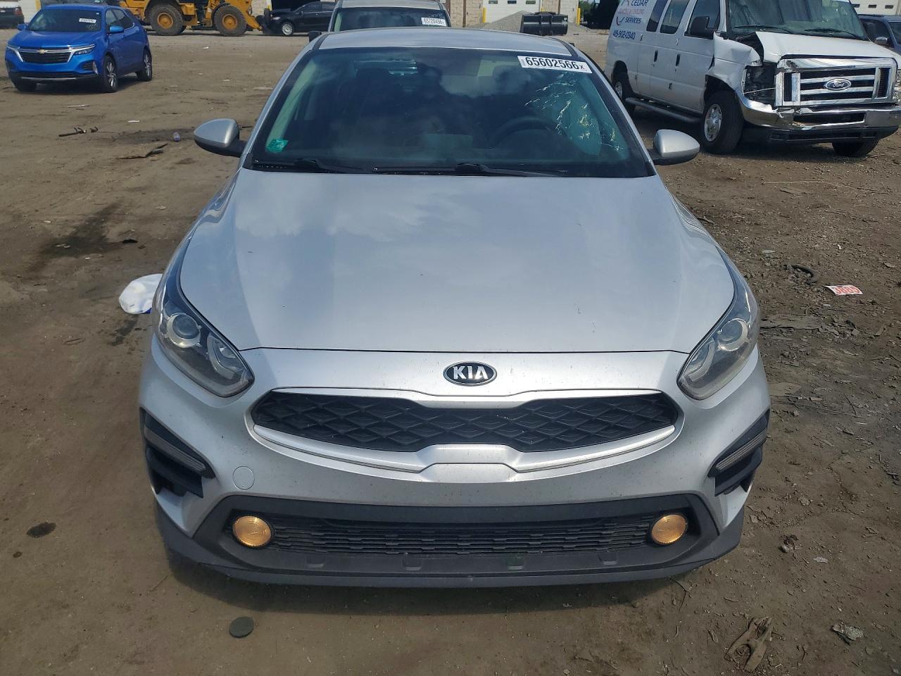 2020 Kia Forte Lxs - Image 5