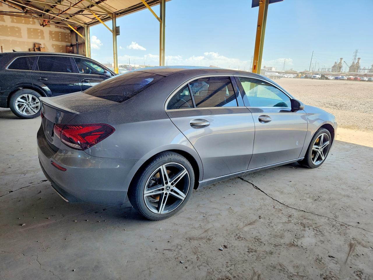 2019 Mercedes-Benz A 220 - Фото 3
