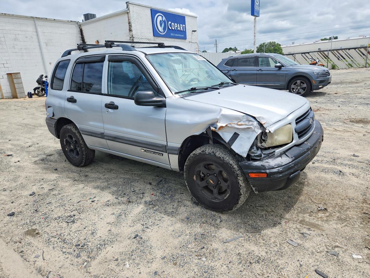 2000 Chevrolet Tracker - Image 4