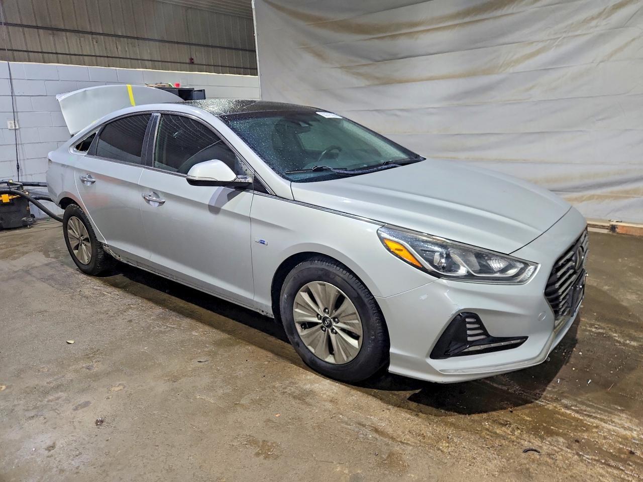 2018 Hyundai Sonata Hybrid Limited - Image 4