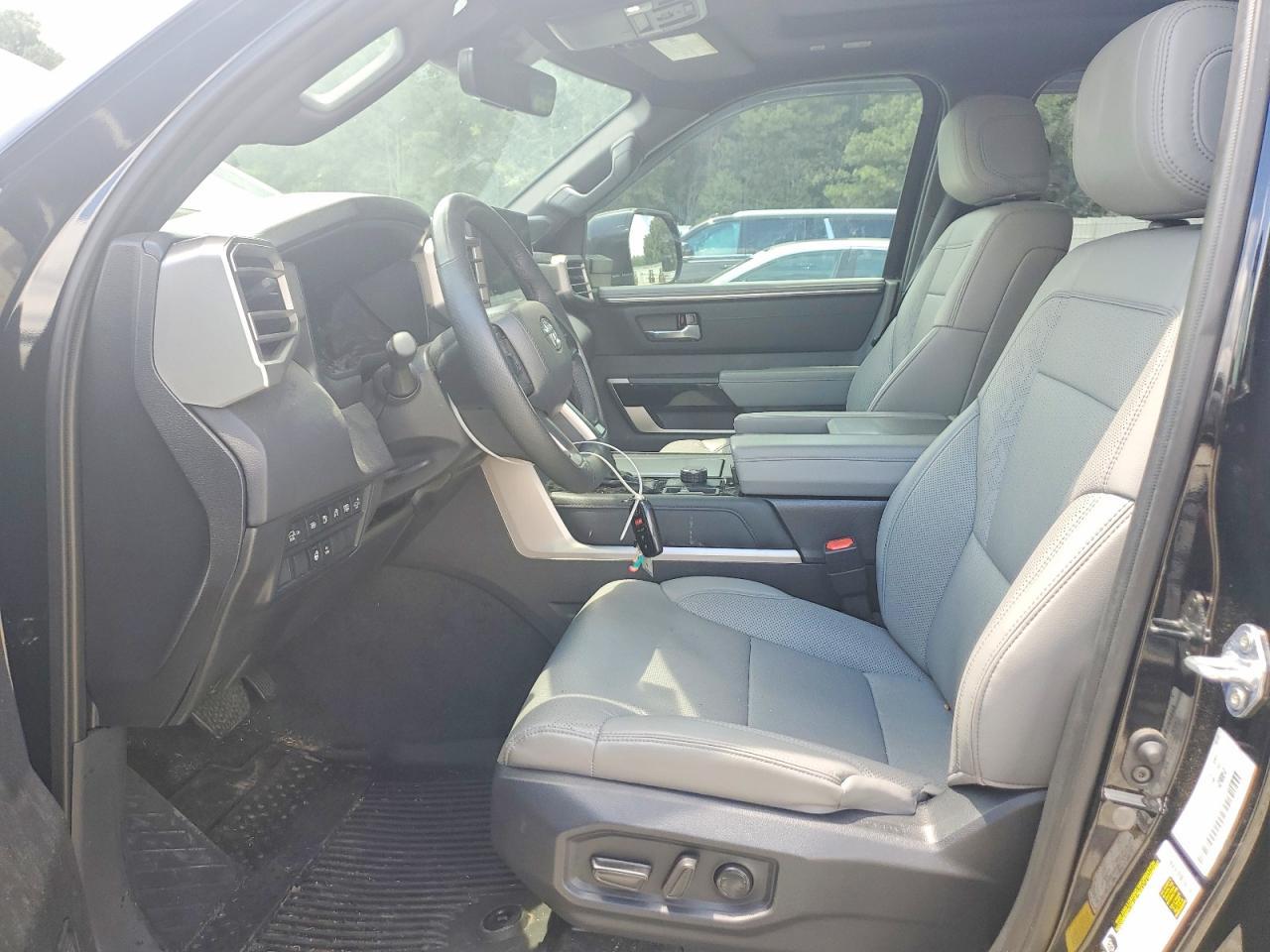 2025 Toyota Sequoia Limited - Фото 7