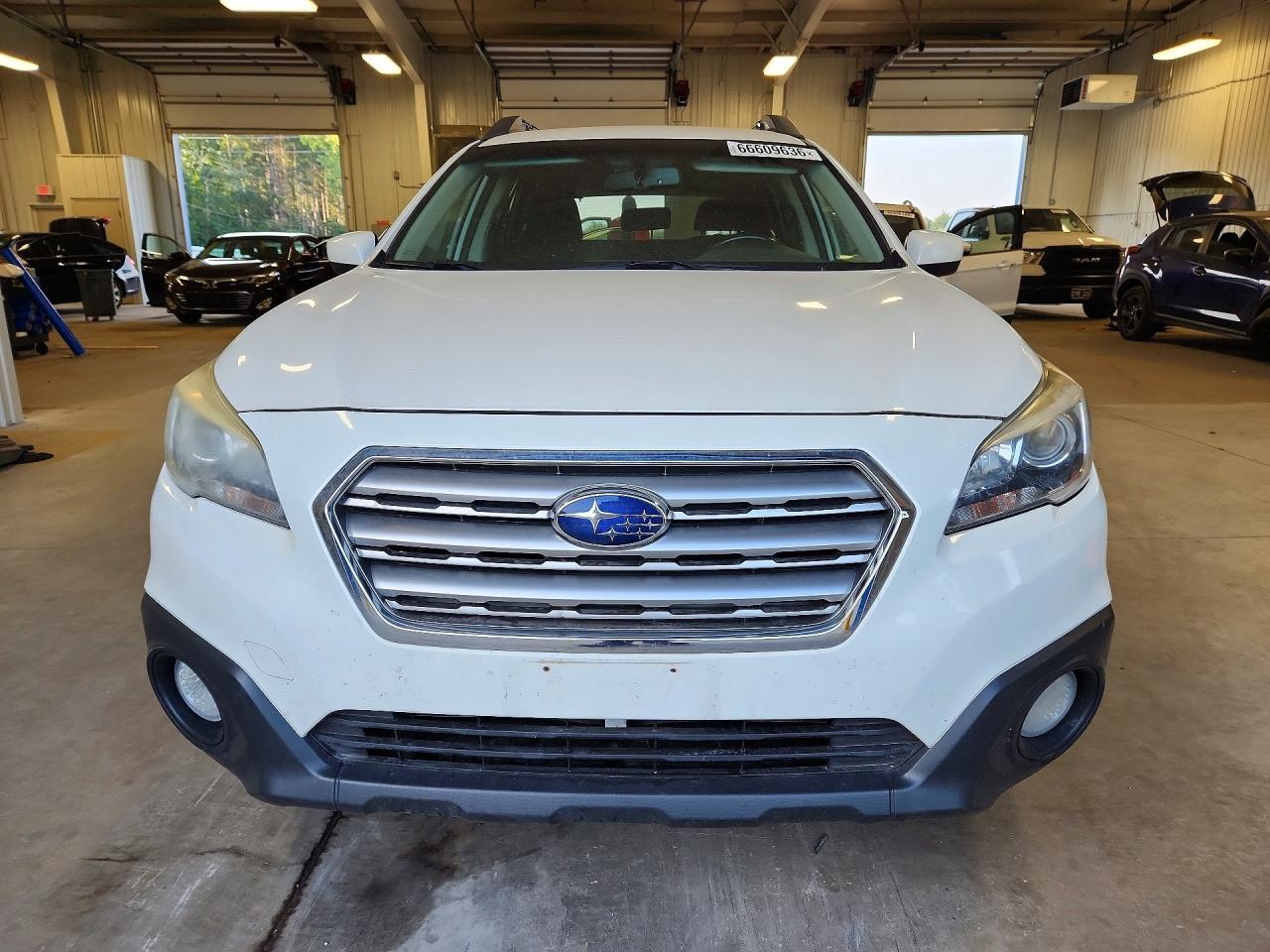 2016 Subaru Outback 2.5I Premium - Фото 5