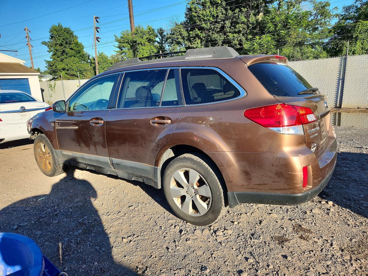 2011 Subaru Outback 2.5I Premium - Фото 2