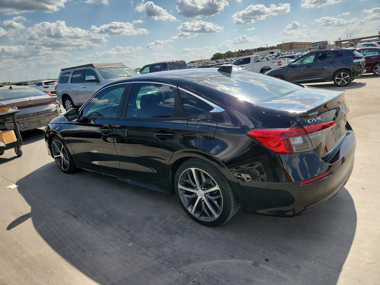 2023 Honda Civic Touring - Фото 2