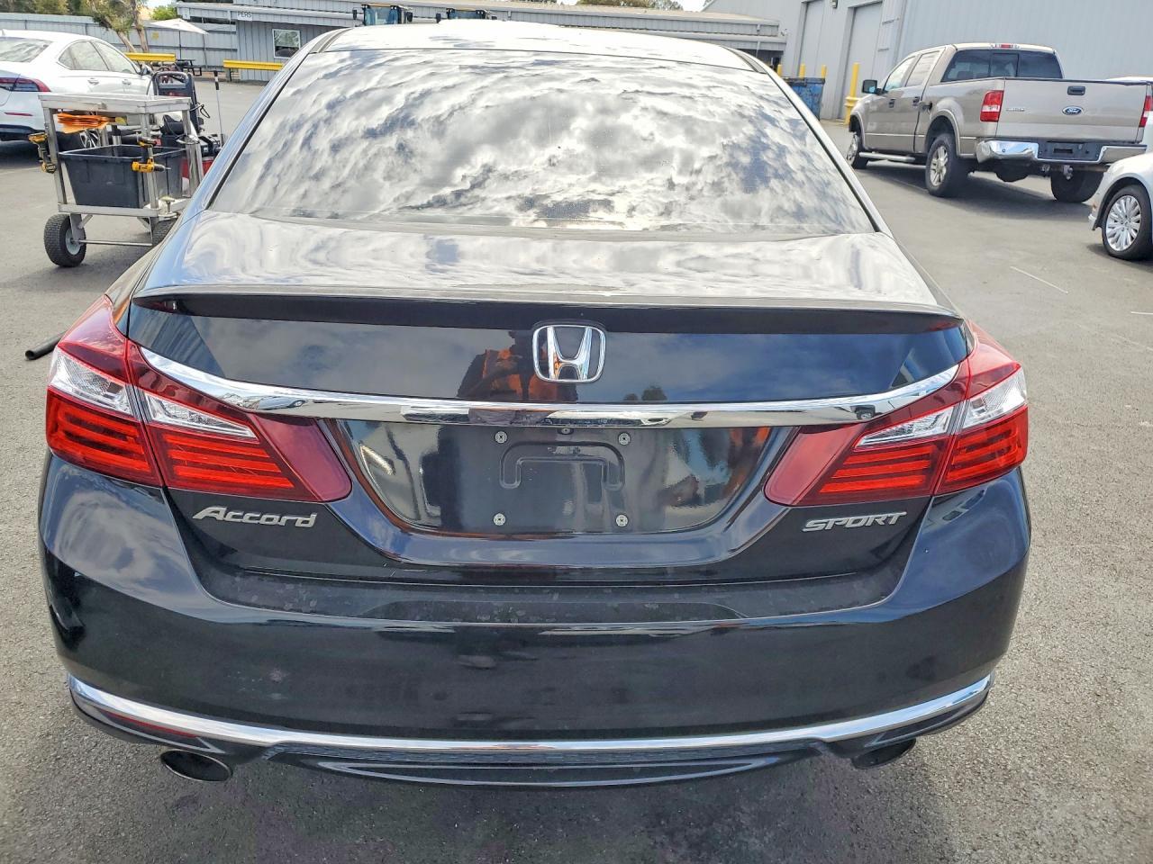 2017 Honda Accord Sport - Фото 6
