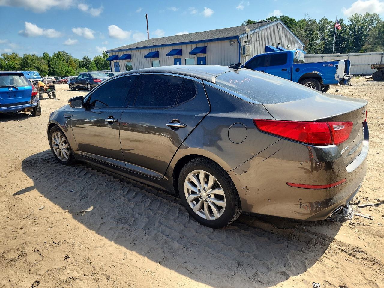 2015 Kia Optima Ex - Image 2