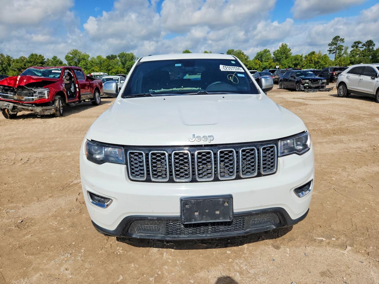 2017 Jeep Grand Cherokee Laredo - Фото 5