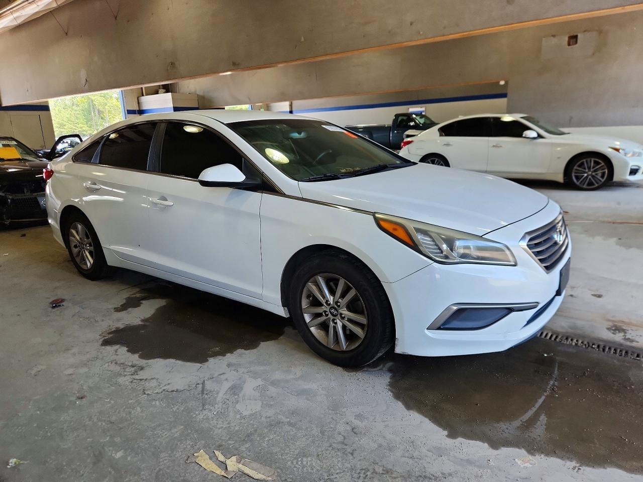 2016 Hyundai Sonata Se - Фото 4