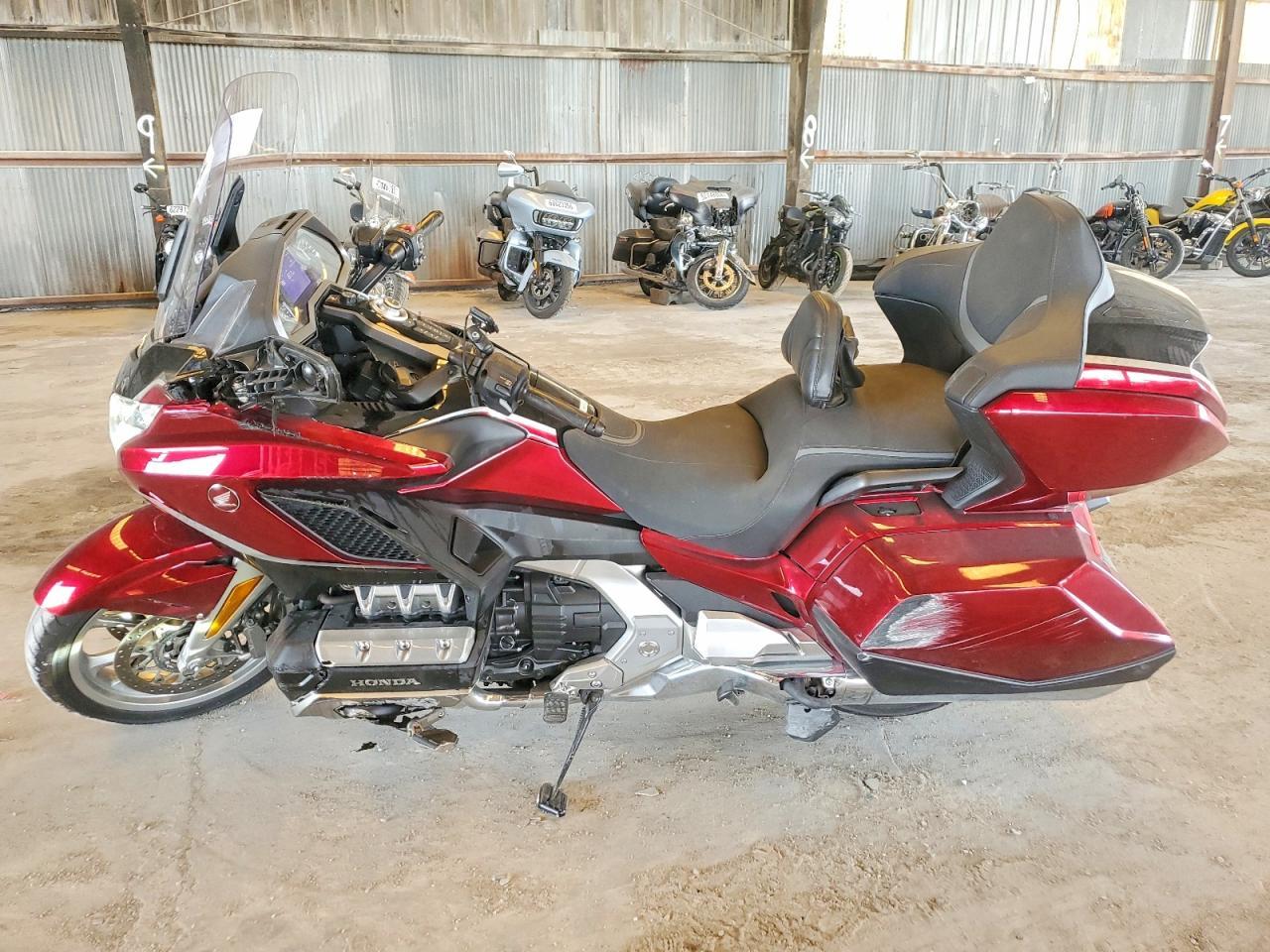 2021 Honda Gl1800 D - Фото 3