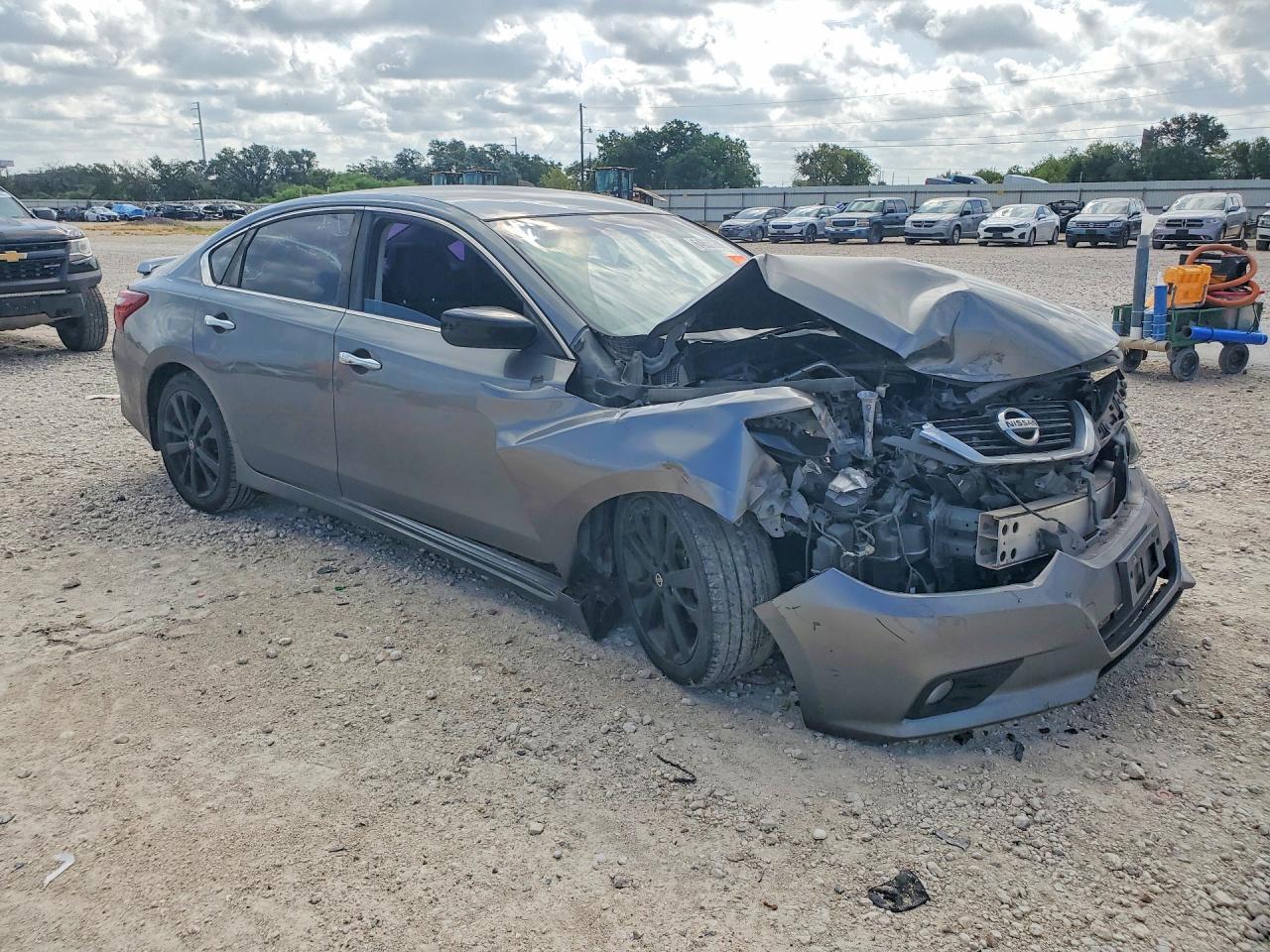 2017 Nissan Altima 2.5 Sr - Фото 4