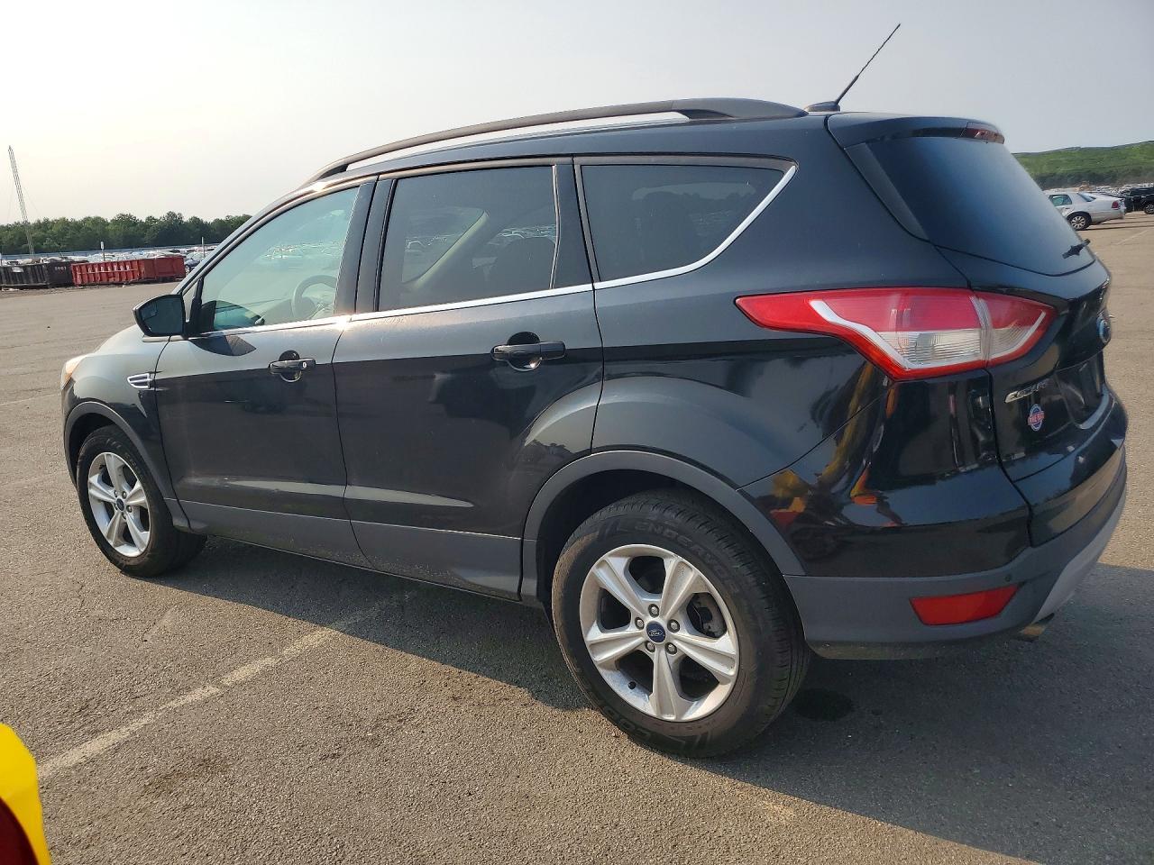 2016 Ford Escape Se - Фото 2