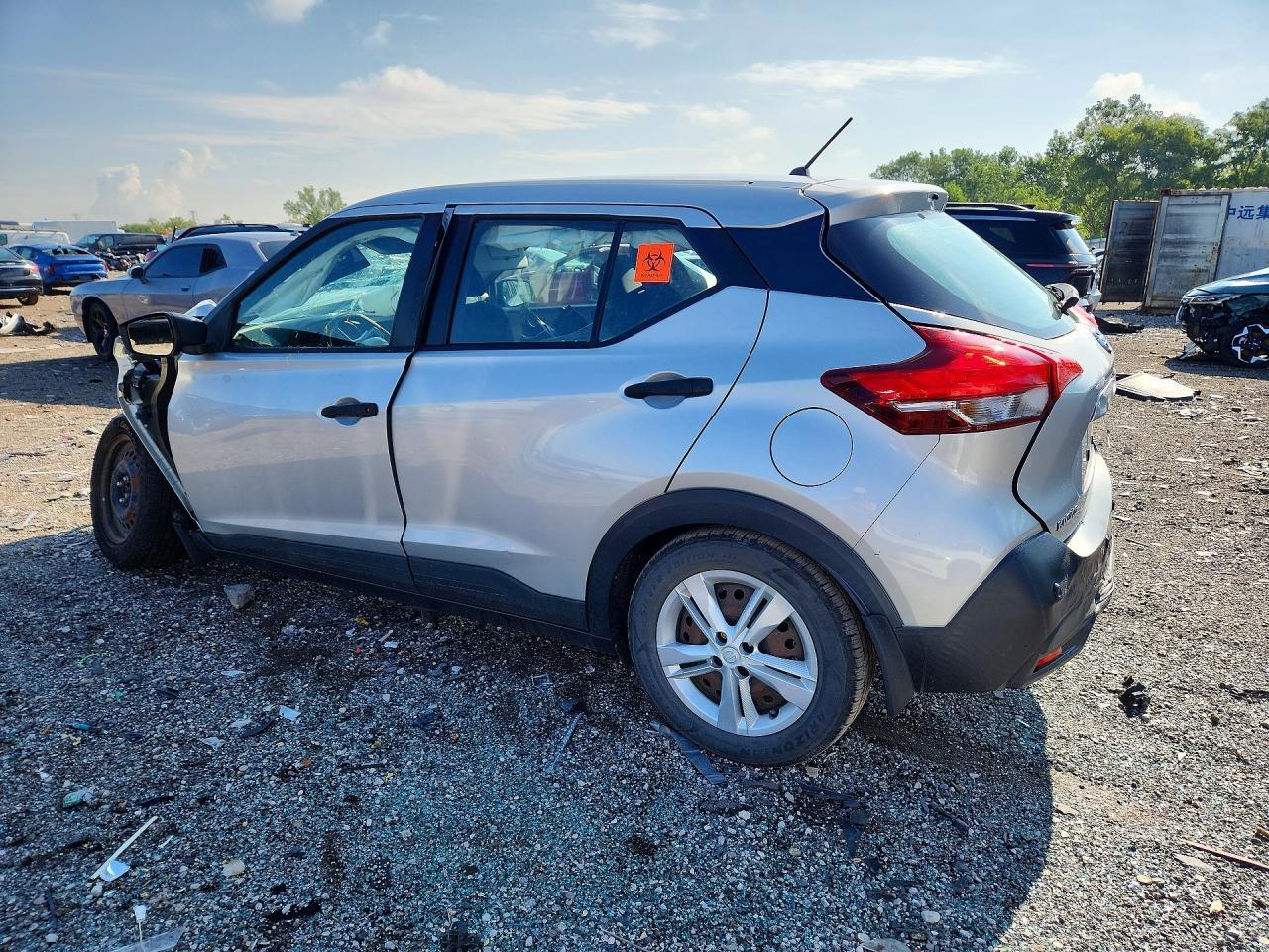 2020 Nissan Kicks S - Image 2