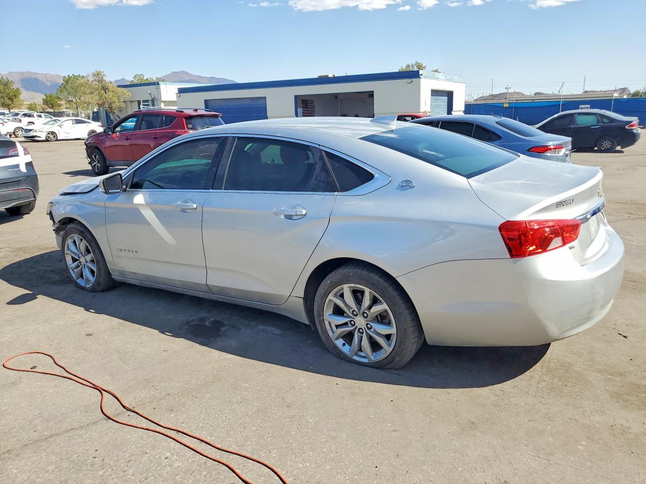 2017 Chevrolet Impala Lt - Image 2