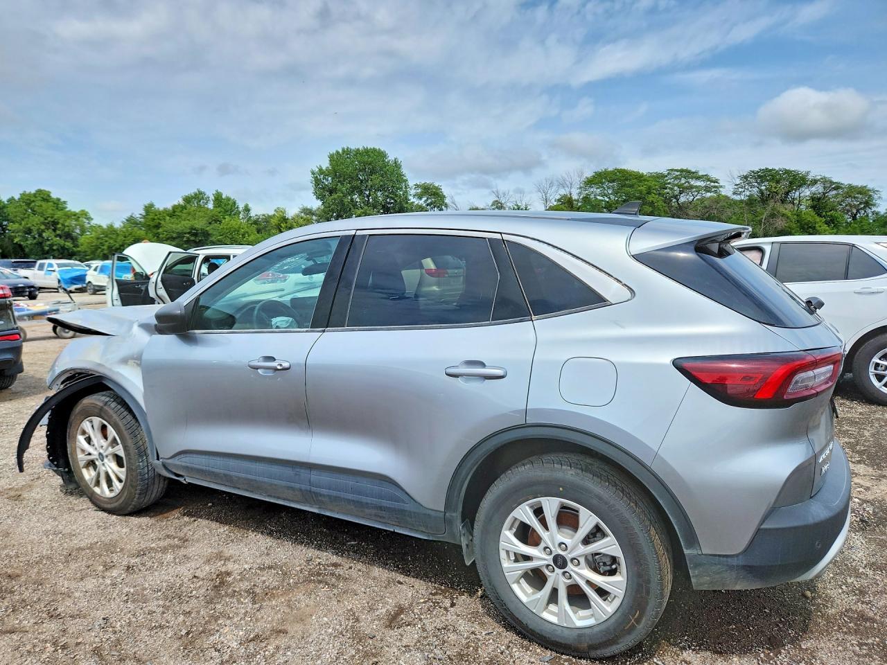 2023 Ford Escape Active - Фото 2