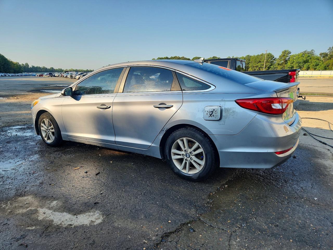 2015 Hyundai Sonata Se - Фото 2