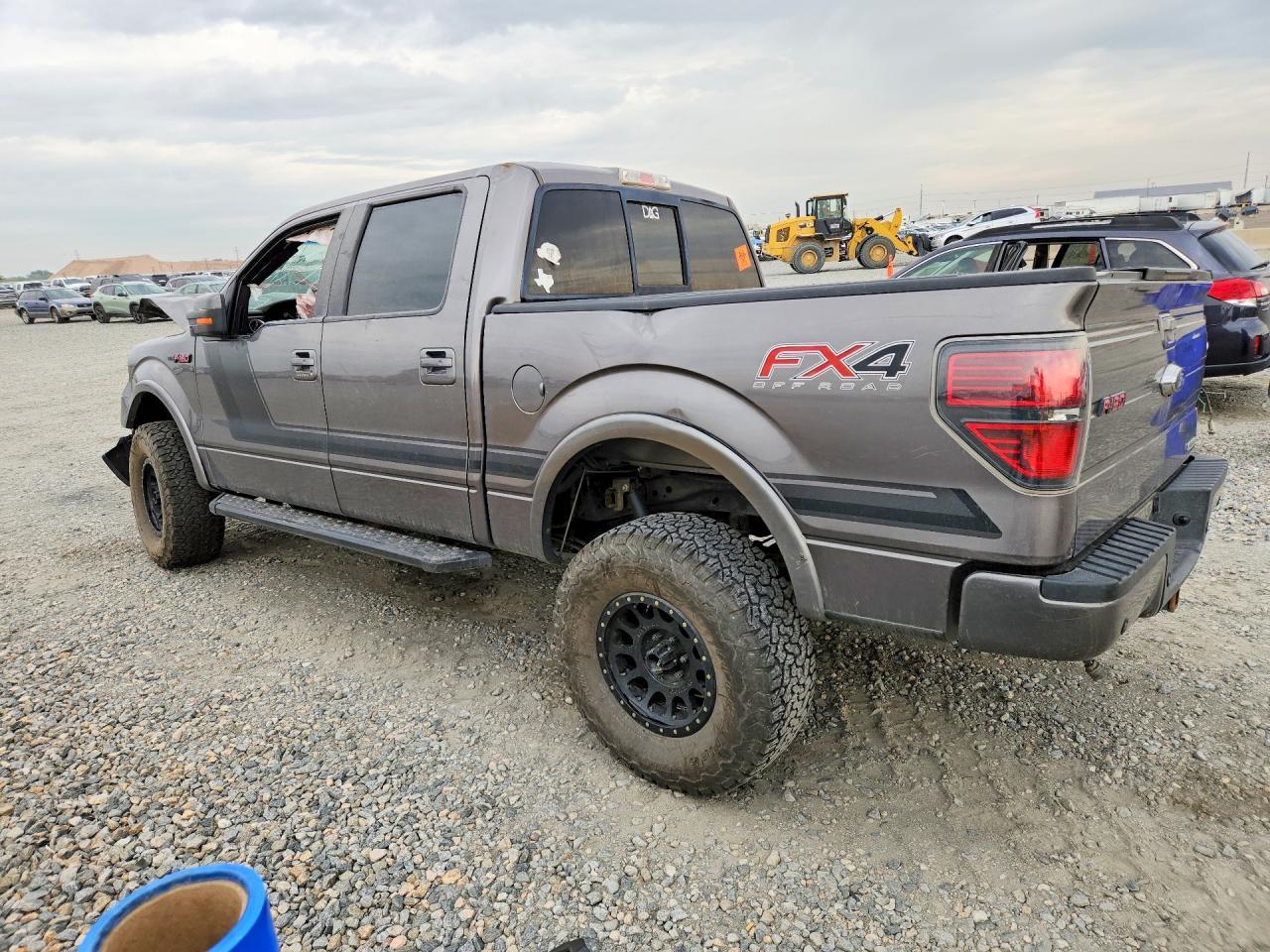2014 Ford F150 Supercrew - Фото 2