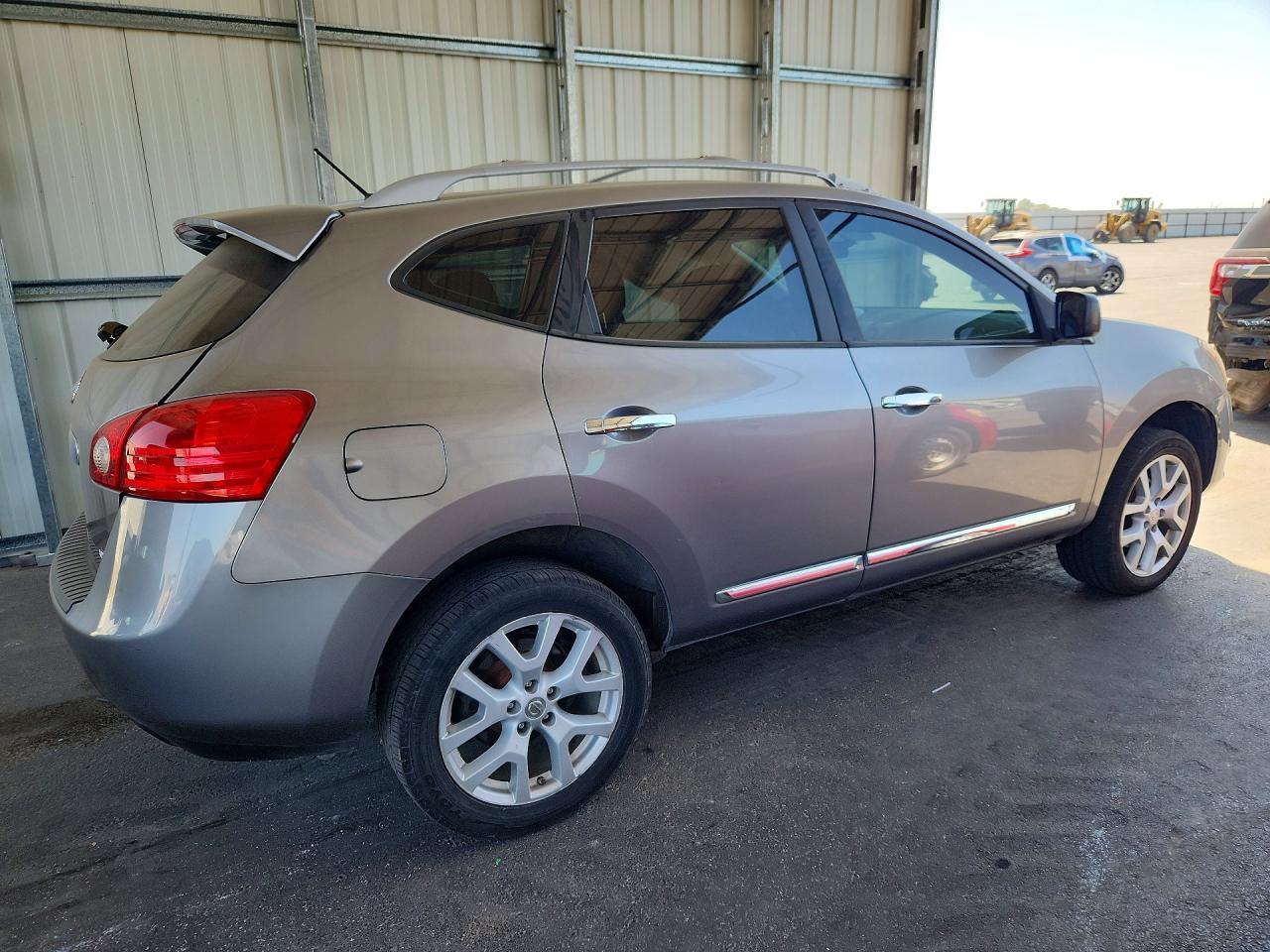 2013 Nissan Rogue S - Фото 3