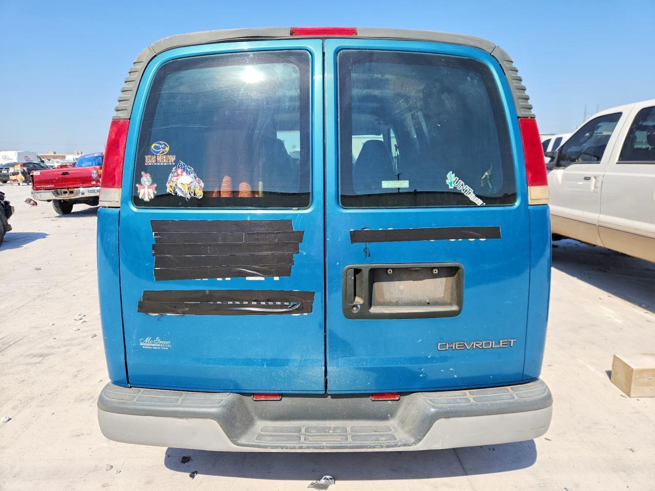 1998 Chevrolet Express G1500 - Image 6
