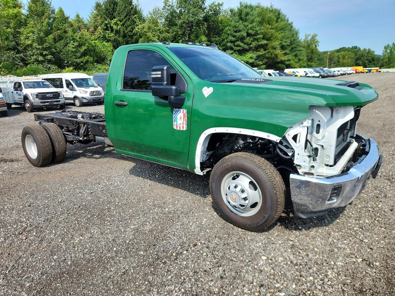 2025 Chevrolet Silverado K3500 - Фото 4