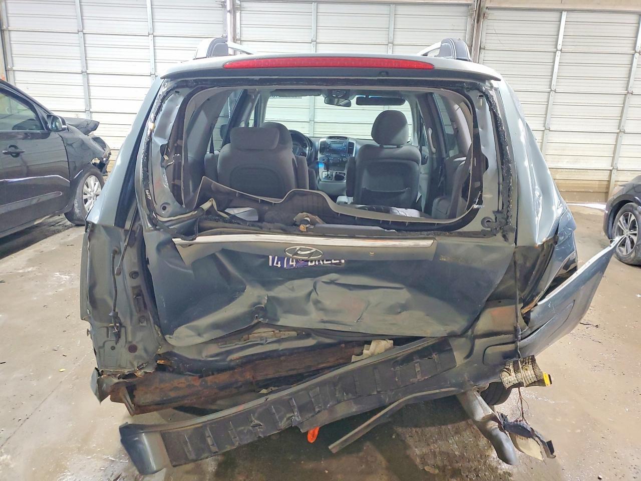 2007 Hyundai Entourage Gls - Фото 6