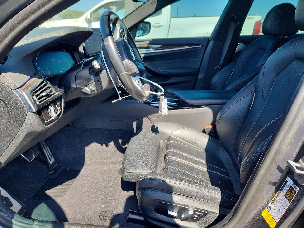 2021 BMW 540 I - Фото 7