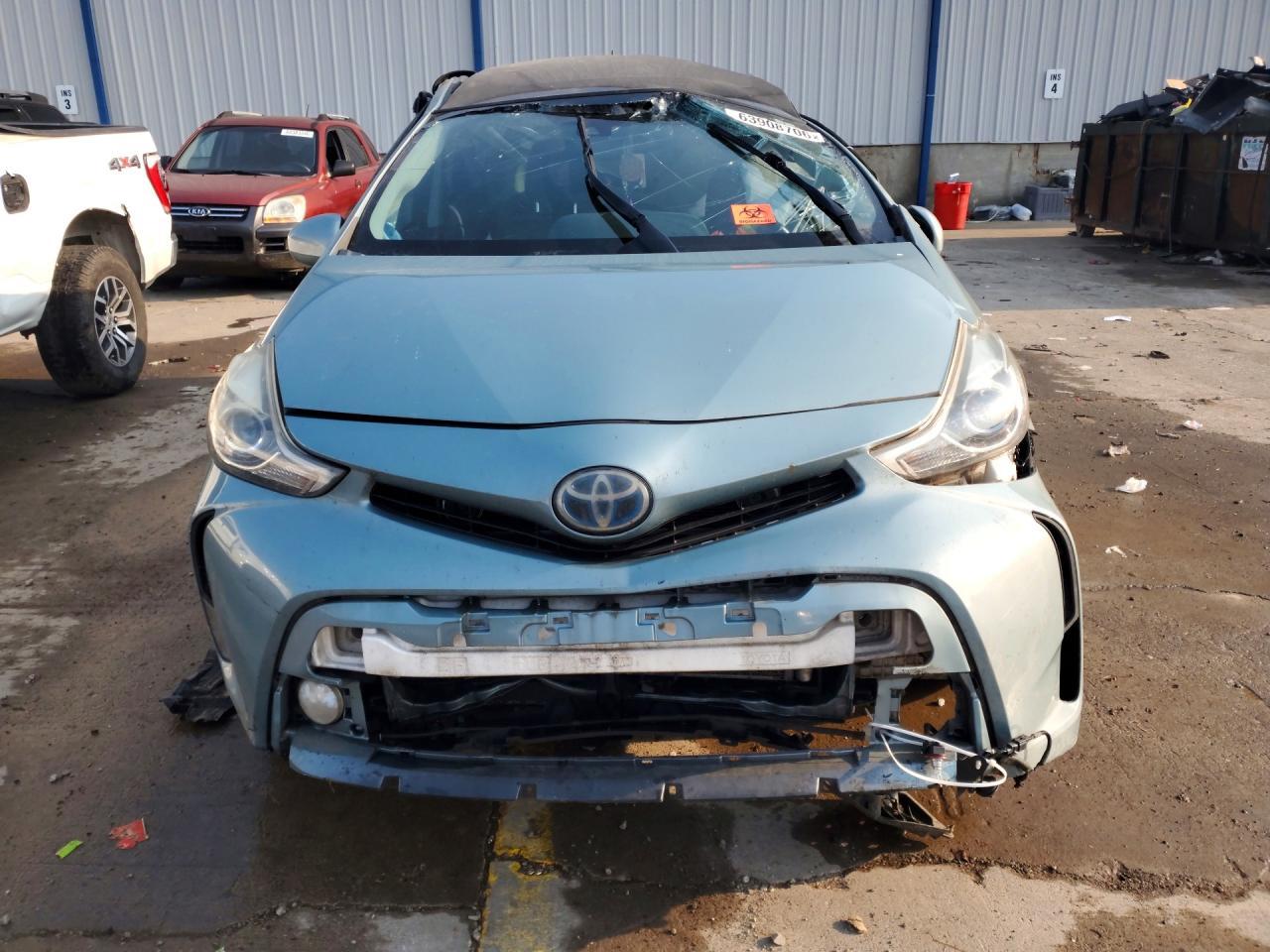 2015 Toyota Prius V Five - Фото 5