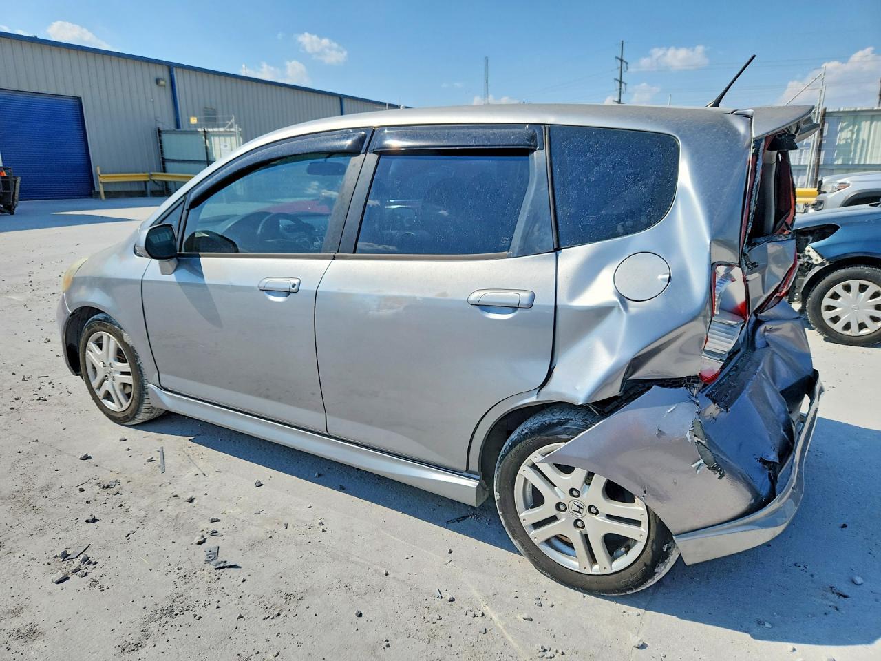 2007 Honda Fit S - Image 2