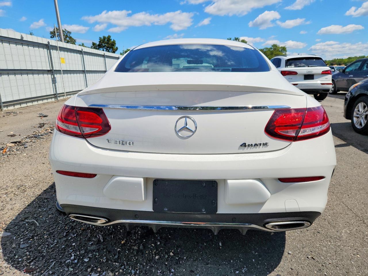 2019 Mercedes-Benz C 300 4Matic - Фото 6