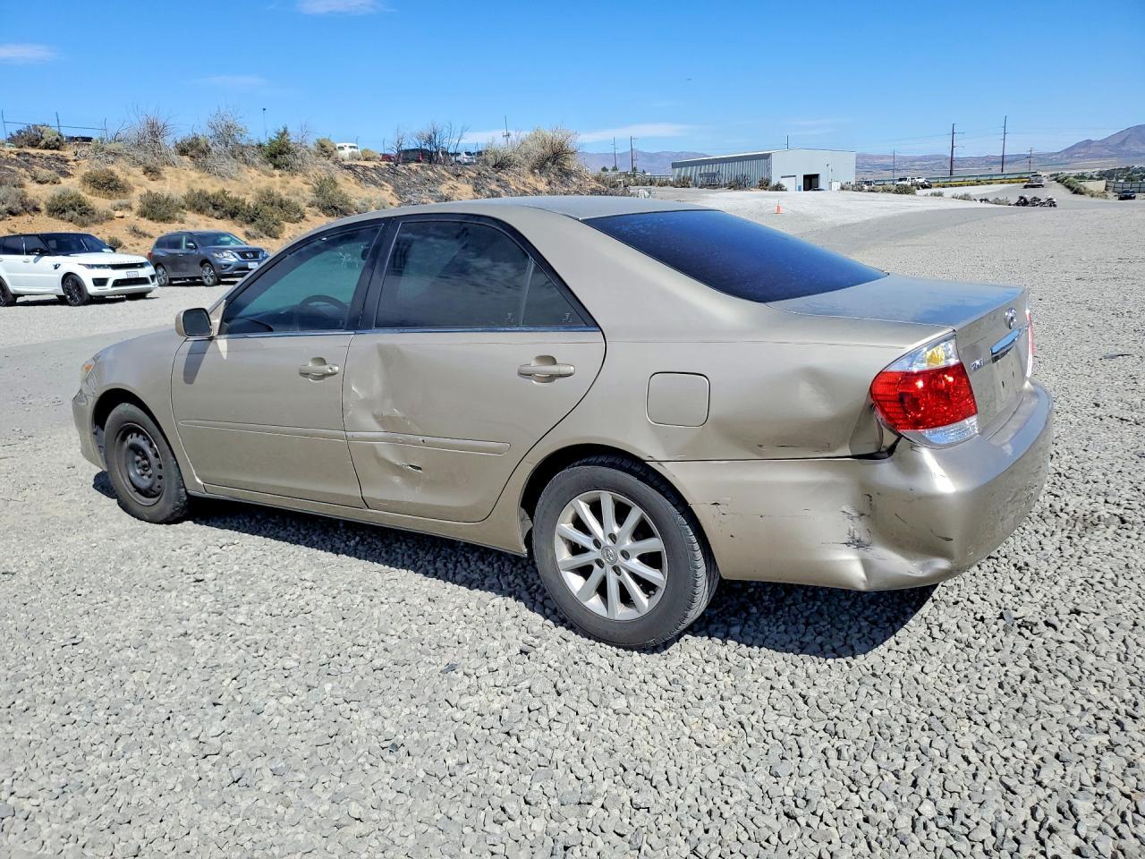 2006 Toyota Camry Le - Image 2