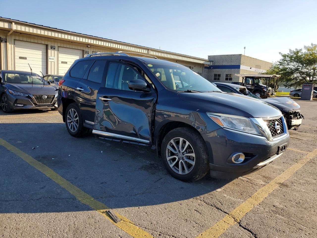 2016 Nissan Pathfinder Sl - Фото 4