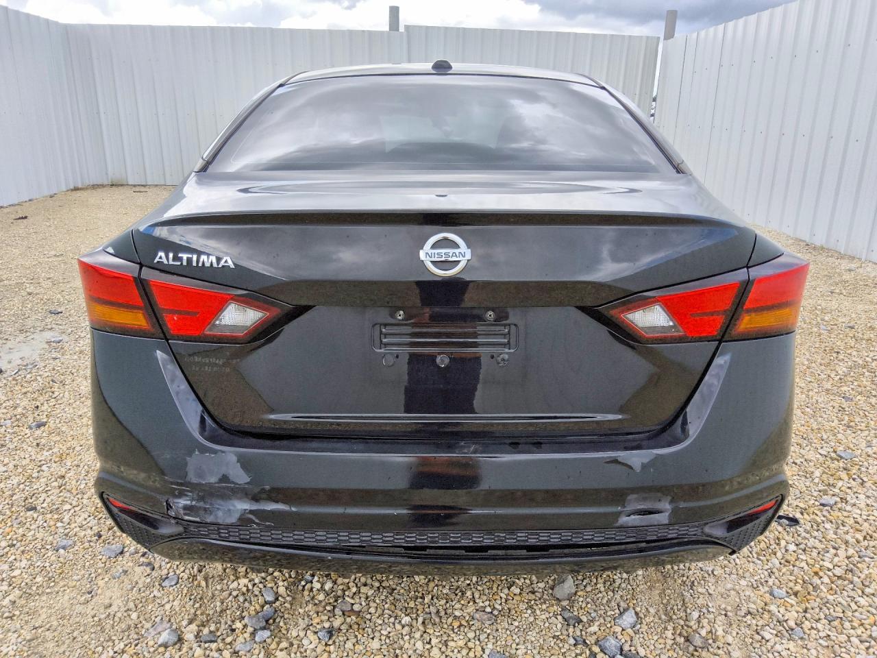 2019 Nissan Altima 2.5 S - Image 6
