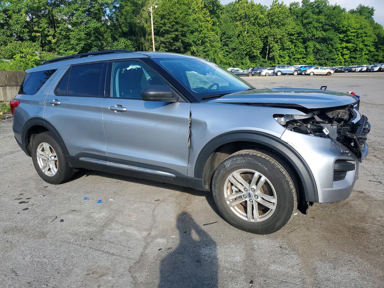 2022 Ford Explorer Xlt - Фото 4
