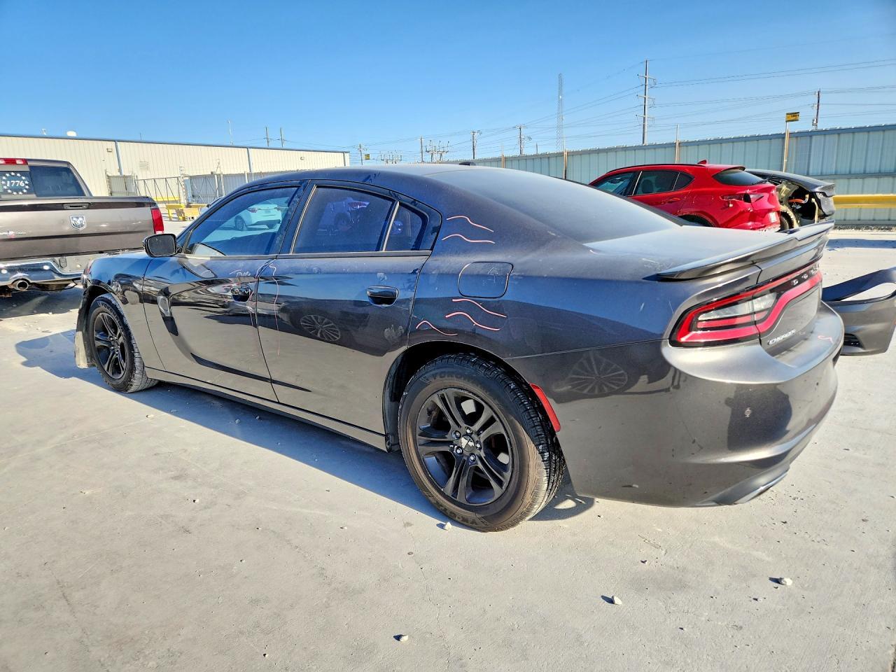 2018 Dodge Charger Sxt - Фото 2