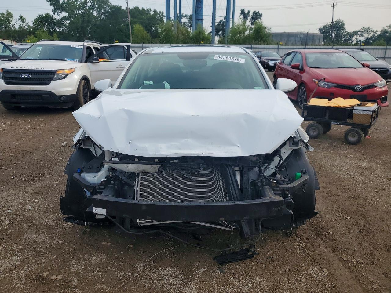 2018 Hyundai Elantra Value Edition - Image 5