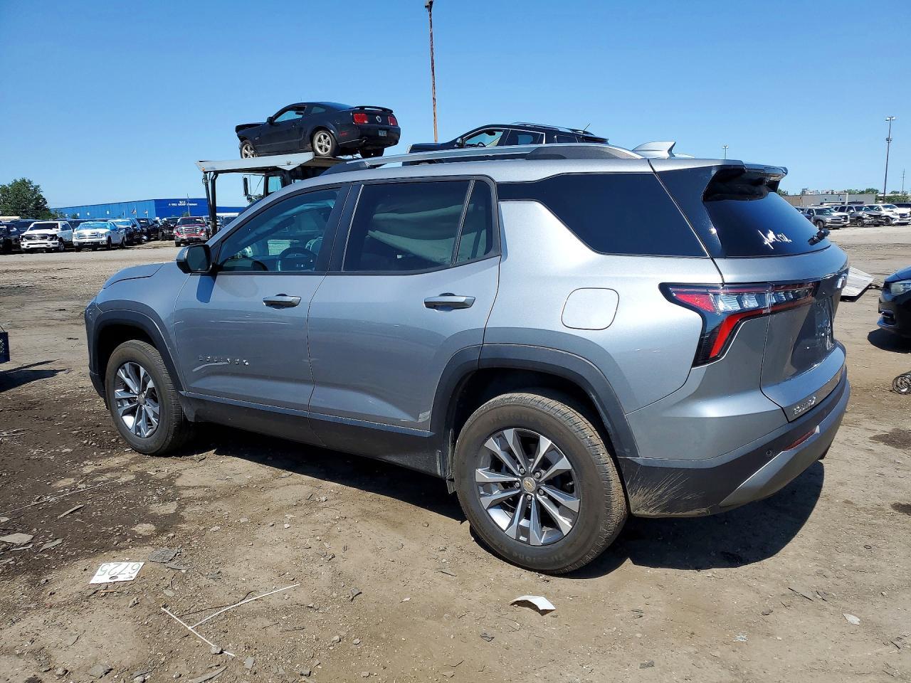 2025 Chevrolet Equinox Lt - Фото 2
