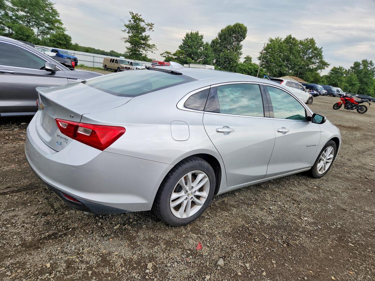 2018 Chevrolet Malibu Lt - Фото 3