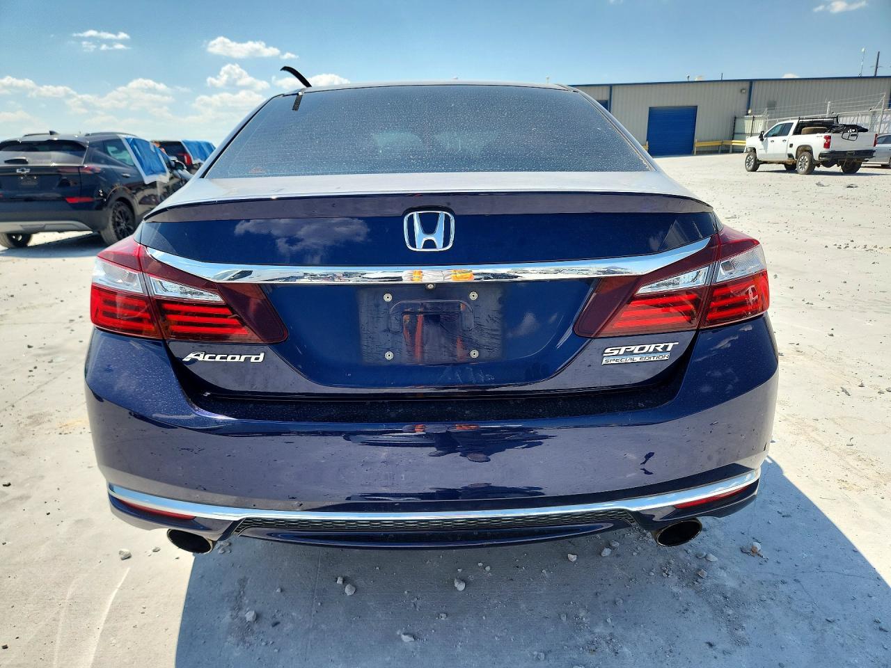 2017 Honda Accord Sport Special Edition - Image 6