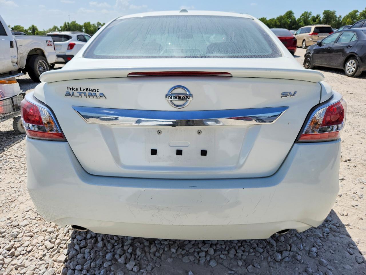 2015 Nissan Altima 2.5 Sv - Image 6
