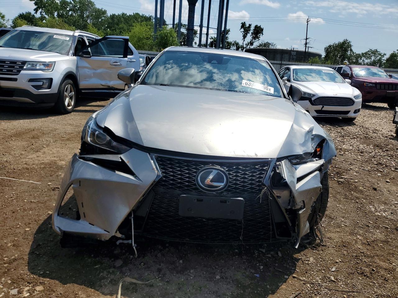 2017 Lexus Is 300 - Фото 5