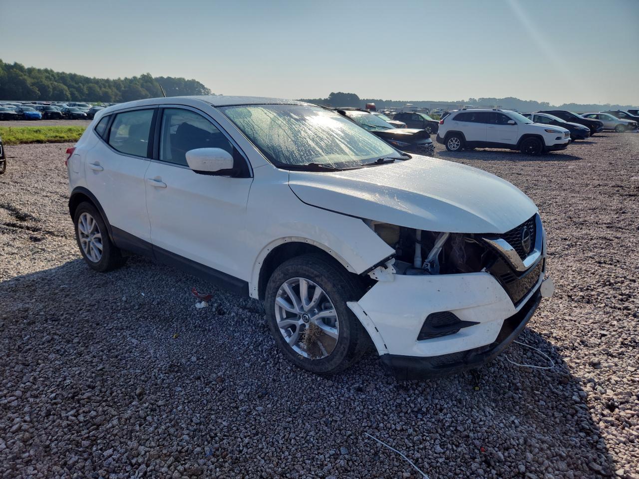 2022 Nissan Rogue Sport S - Фото 4