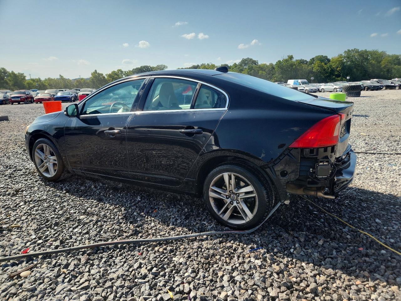 2015 Volvo S60 Premier - Image 2