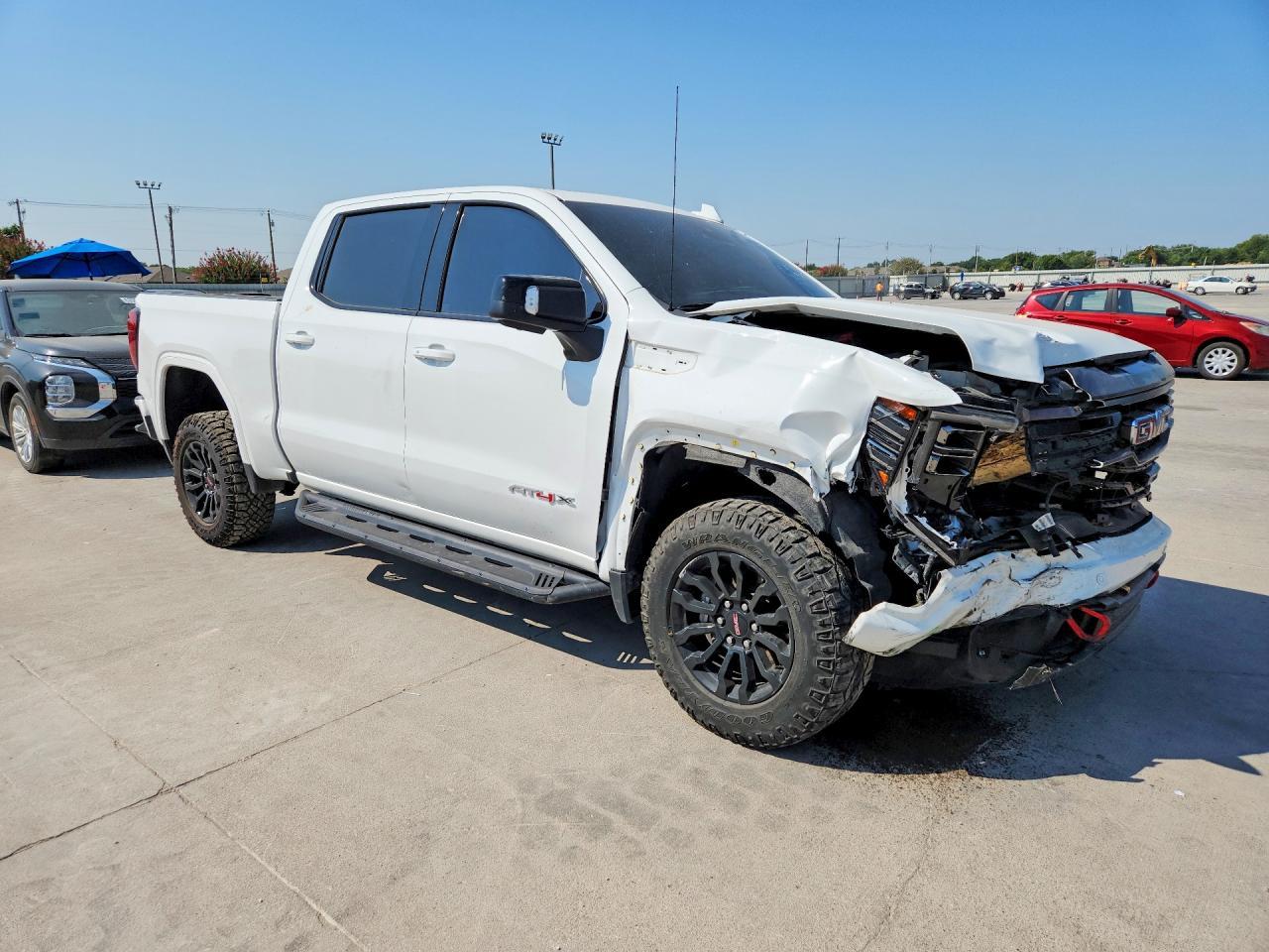 2022 GMC Sierra K1500 At4X - Image 4