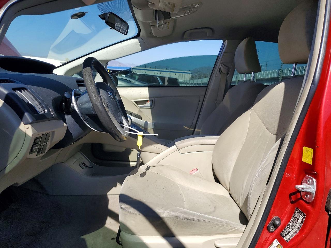 2011 Toyota Prius Two - Image 7