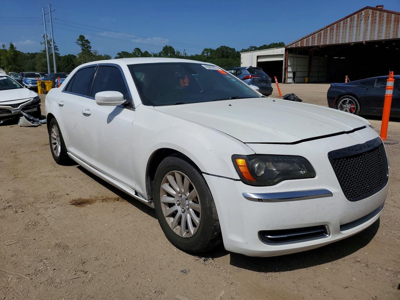 2014 Chrysler 300 - Фото 4