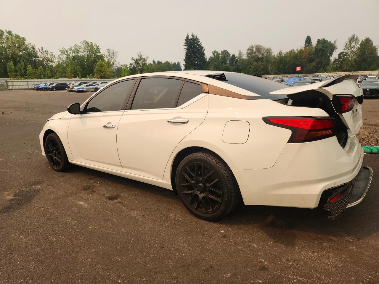 2024 Nissan Altima - Фото 2
