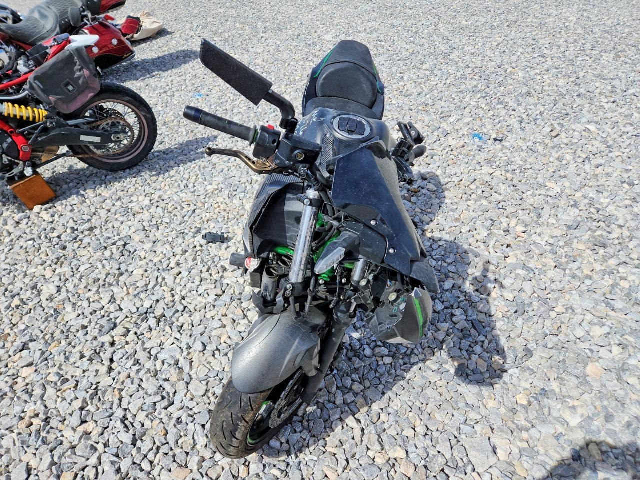 2023 Kawasaki Er650 N - Фото 2
