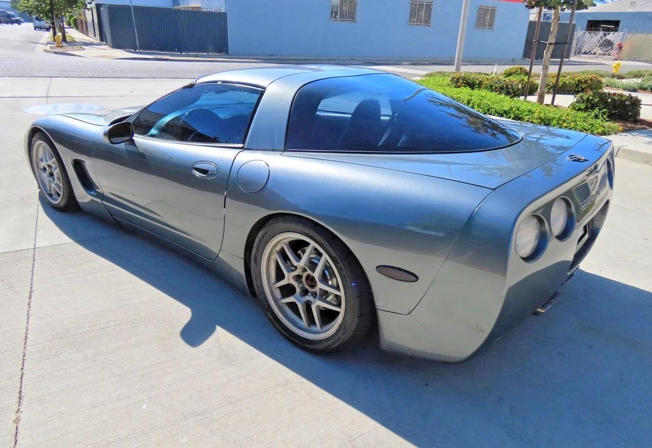 2004 Chevrolet Corvette - Image 4