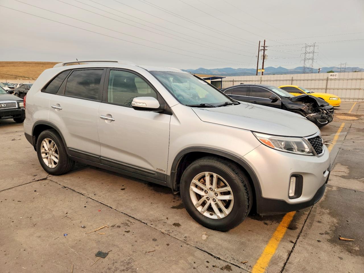 2015 Kia Sorento Lx - Image 4