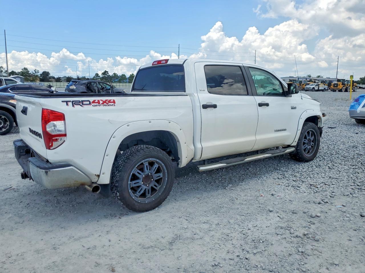 2018 Toyota Tundra Crewmax Sr5 - Фото 3